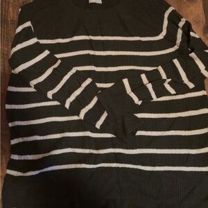 Old West Women's Black and White Striped Sweater